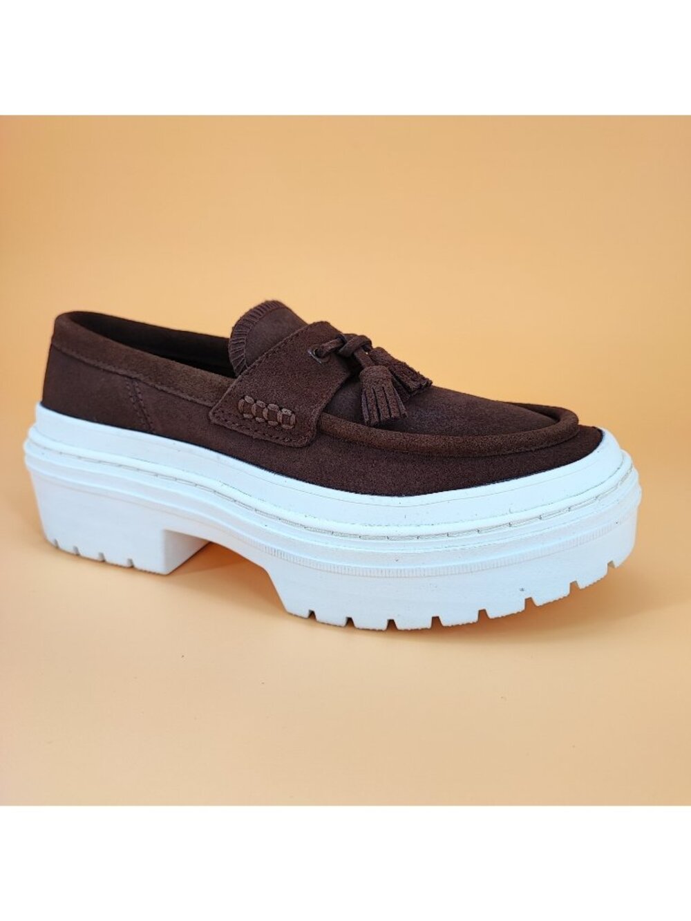 Converse Lugged Heel Loafer Women's Sz 6.5 US Suede Brown Tassel Preppy A15552C